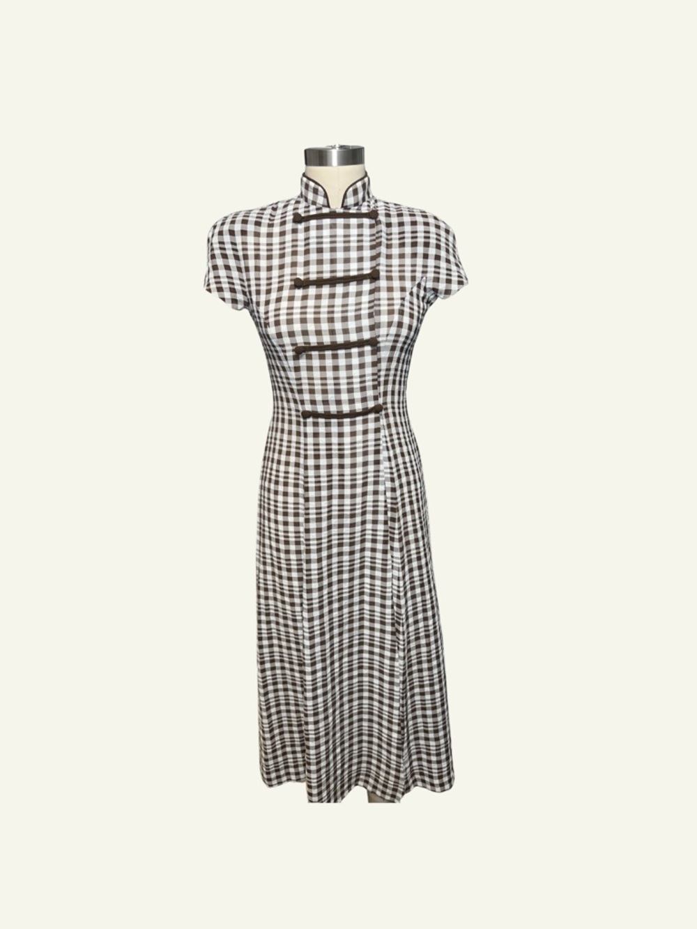 Mandarin collar Short-Sleeve Midi Dress in Brown and White